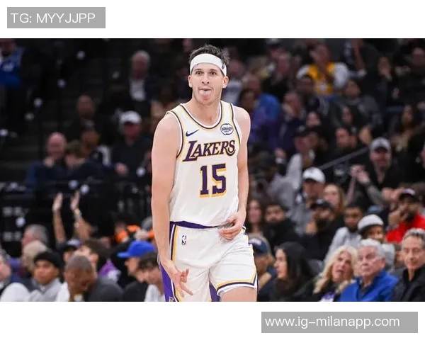 东契奇开赛前四场狂砍165分创队史纪录里夫斯以143分并列第四位